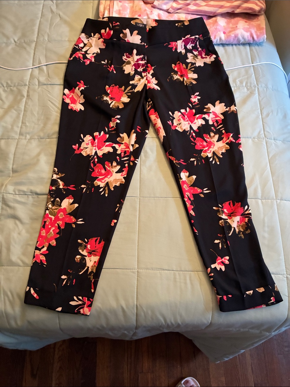 Ann Taylor Black Cropped Floral Pants with Pink & Cream Blooms